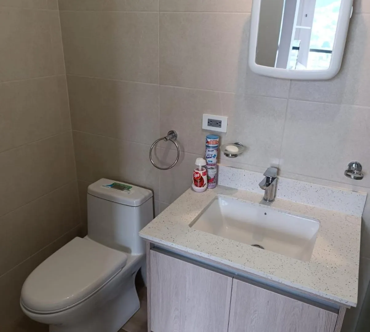 Suite Estadio Olimpico Atahualpa كويتو شقة
